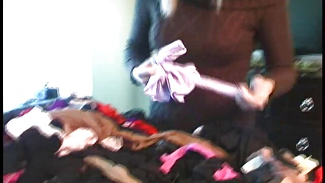 کونی دیگری را در 69 قرار فیلم داستانی سکسی مادر پسر دهید.