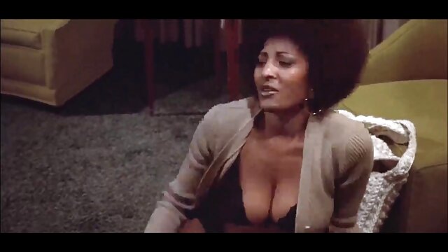 Pornstar Brooklyn کس مامان کردن Chase و Brianna Brooks.