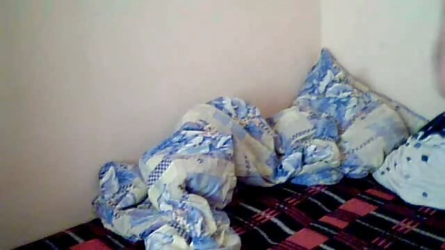 سگهای مو قرمز ایتالیایی ها کون دادن مامی را لطفا.