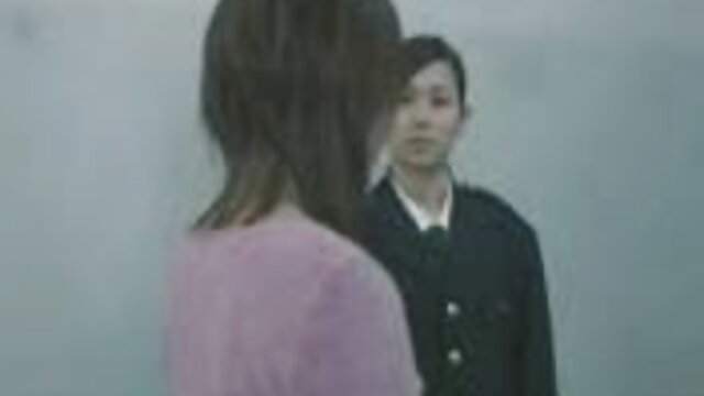 آسیا سر سفره عشق می سکس منو مامانم ورزد.