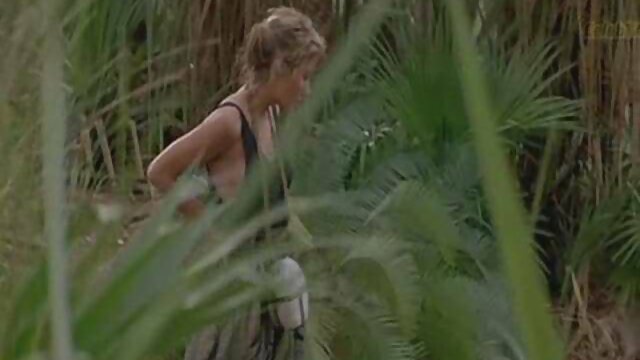 رضایت دوست سکس مامان جون دختر.