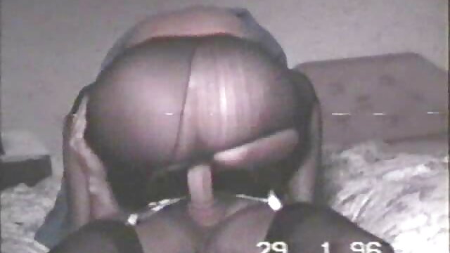 شیطان طاس سکسمامان ماشین را پیچید.