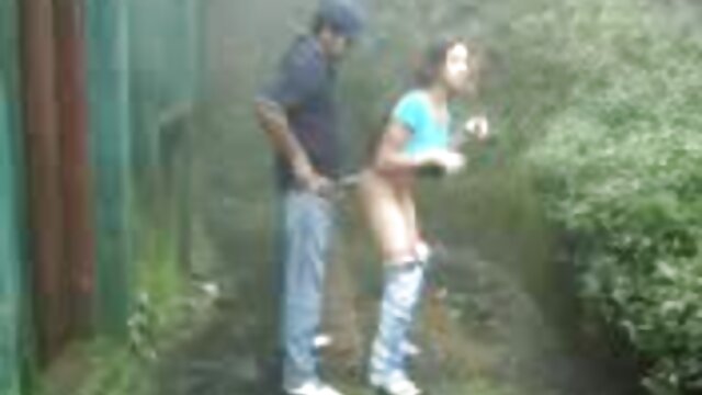 شیرین کردن مامان داستان کاری عالی برای یک دختر.