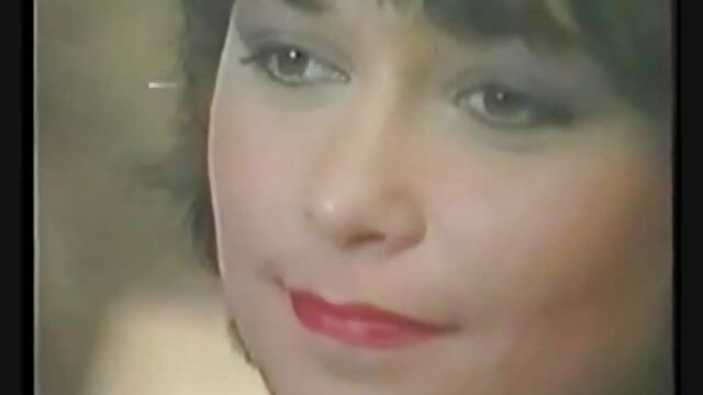 با مونیک الکساندر بزرگسال مامی پورن عشق بورزید.