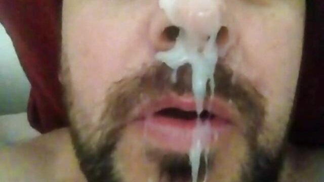 نامادری به دختران می آموزد که سکس با مامان در حمام رابطه جنسی برقرار کنند.