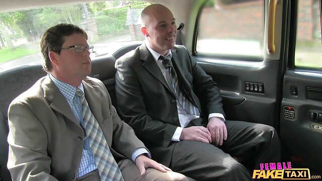 رابطه سکس مادر حشری جنسی با عاشقان و همسران.