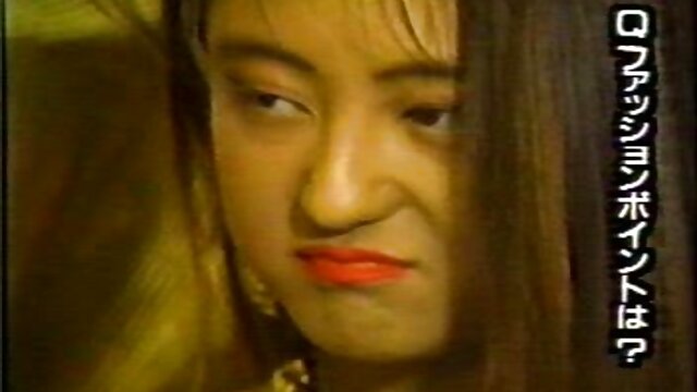 بیمار را کون بزرگ مامان در واژن قرار دهید.