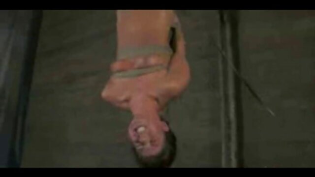 رابطه جنسی داستان های سکسی مامان مقعد با آلت بزرگ.