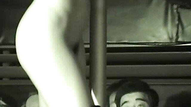 خروس از کس در الاغ. فیلم سکسی داستانی مامان