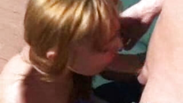 تقدیر روی سینه های جوردی و مامان لاغر بور.